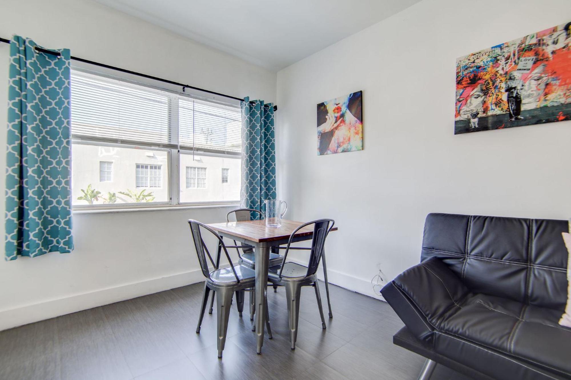 Chic Large Studio Apt Near Ocean Drive South Beach Маями Бийч Екстериор снимка
